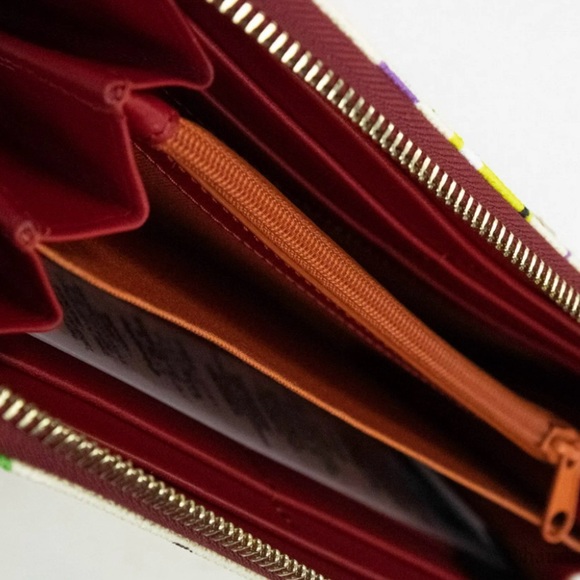 Disney Dooney & Bourke Bag - Snow White & The Seven Dwarfs - Wristlet Wallet NWT - Picture 5 of 6